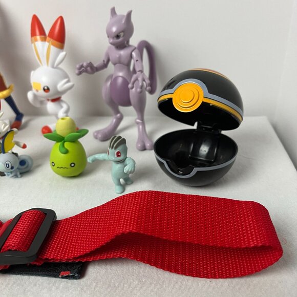 Lot of Pokemon Toys Figurines Balls Nintendo Mewtwo Scorbunny Cinderace Smoliv - Picture 4 of 8